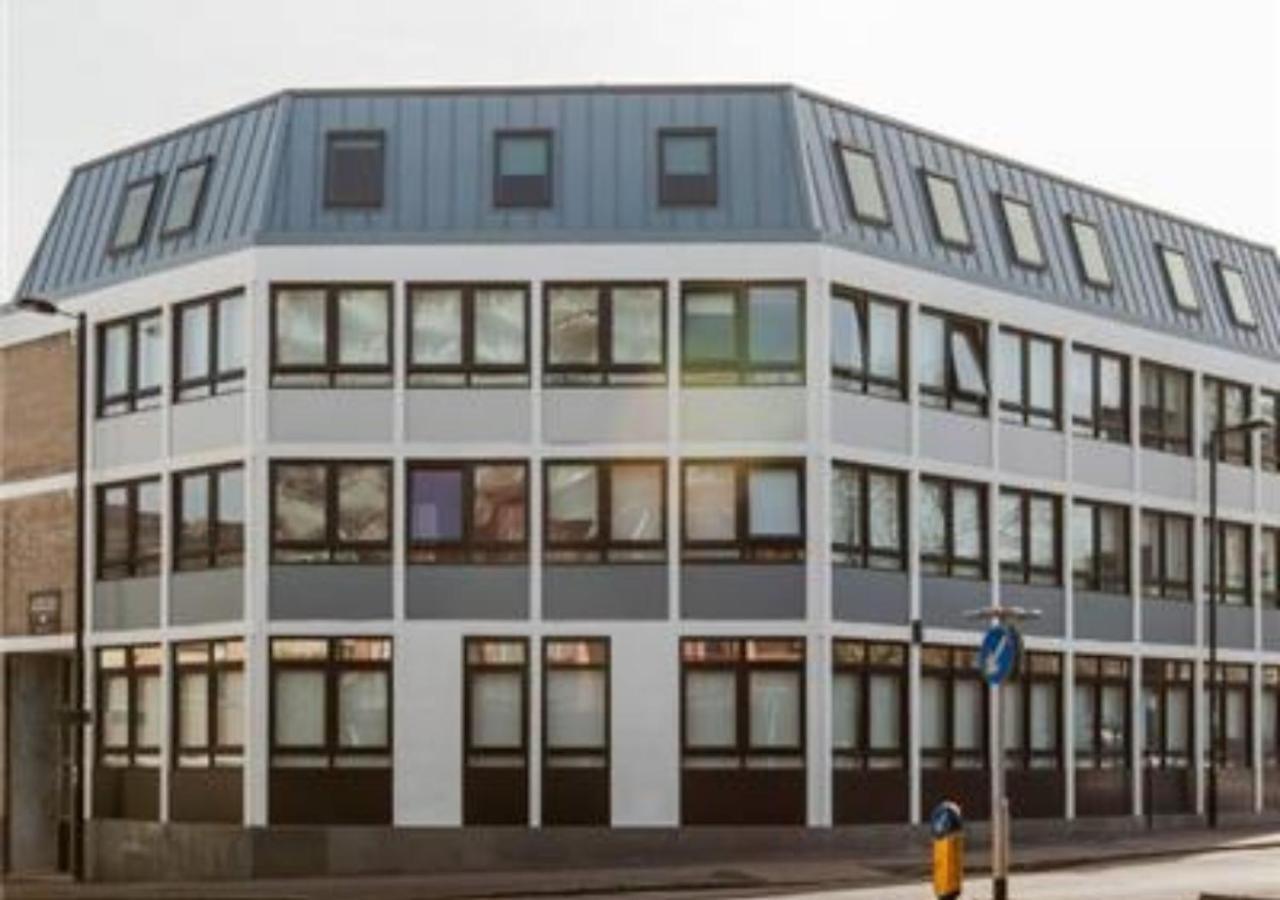 Stayzo Penthouse Accommodation 2- Premier Lodge Southampton Exterior foto